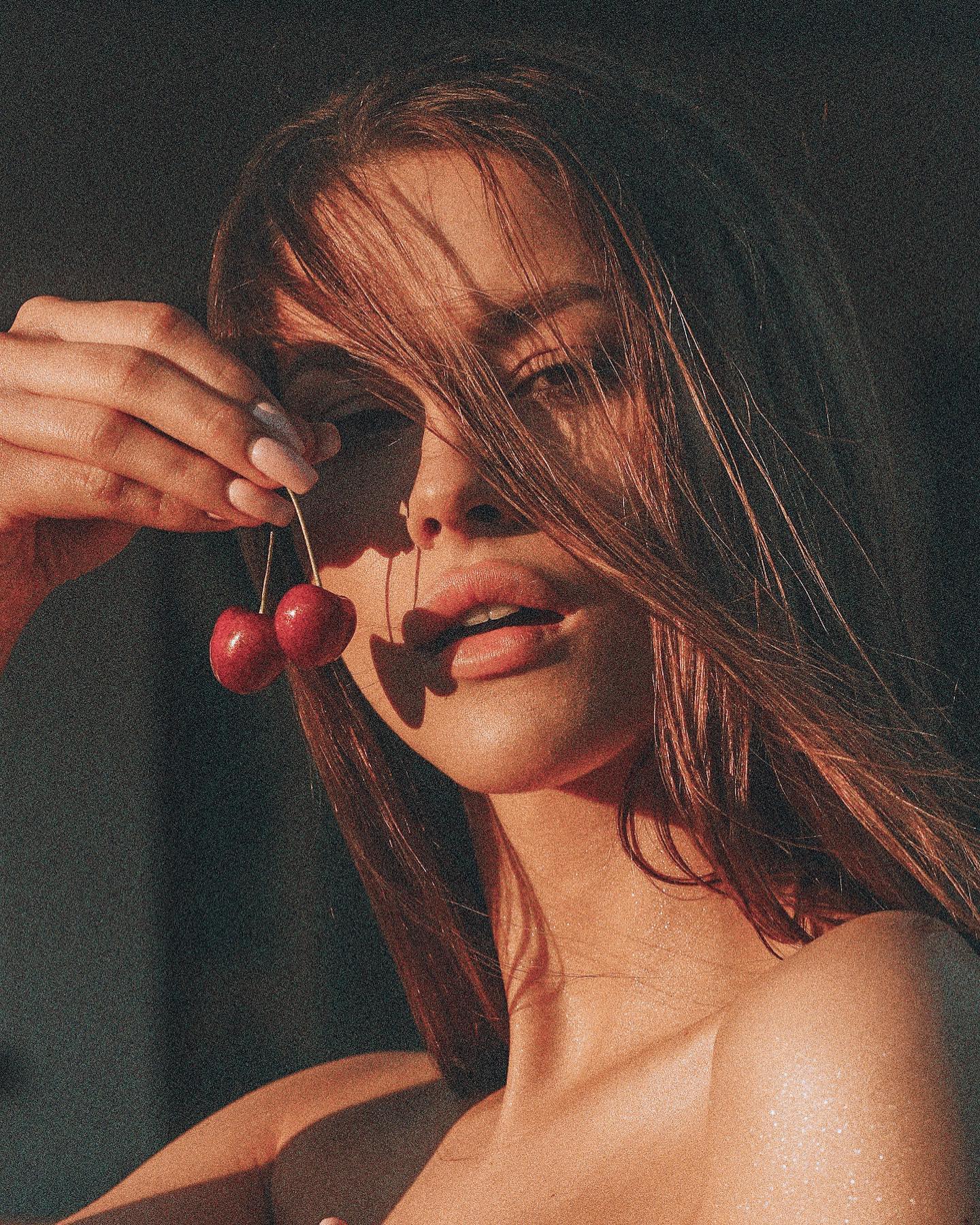Photo by Julia Janiszewska